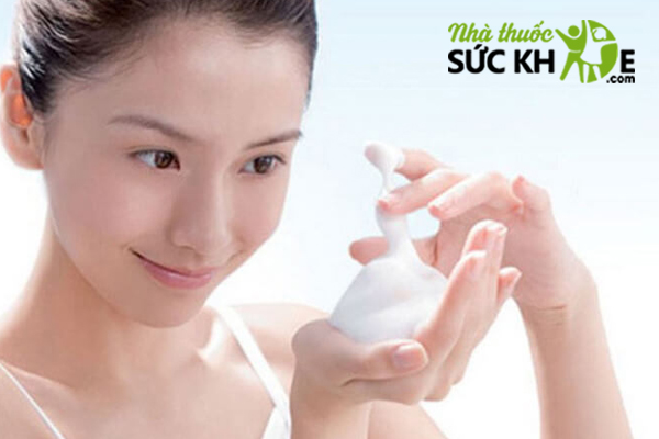 Làm sạch da giúp ngăn ngừa nguy cơ gây mụn và lão hóa da